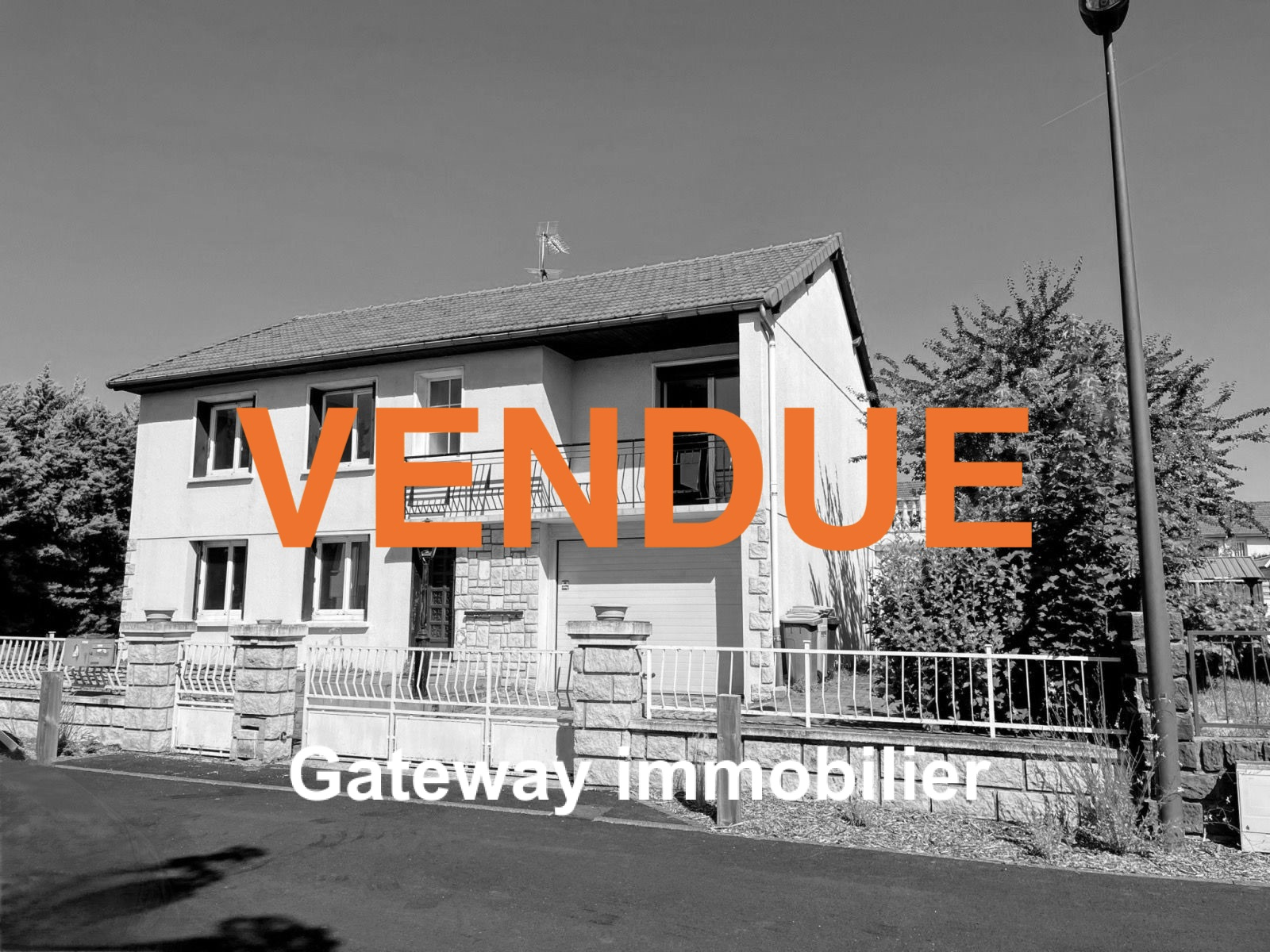 Maison de ville au Cendre