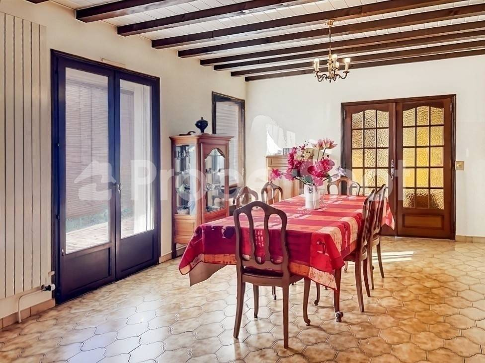 Grande maison familiale à vendre à Courpière  250 m2 habitables